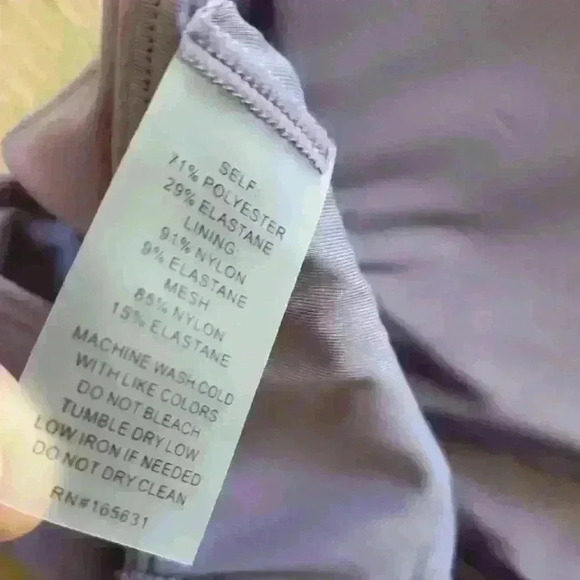 Johnny Was Sports Bra Size Medium MSR$78 NWT - Picture 4 of 5